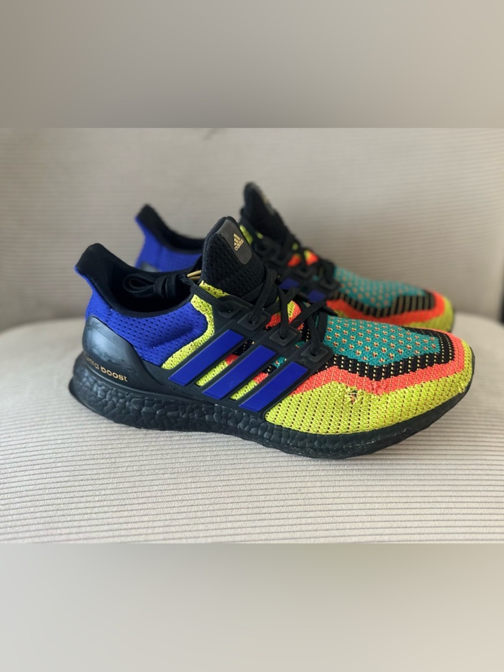 Adidas Men’s UltraBoost 2.0 DNA "What The - Core Black" size 8 (FW8711) - Picture 5 of 10